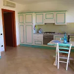 No 7 I Mirti Di * Porto Pozzo